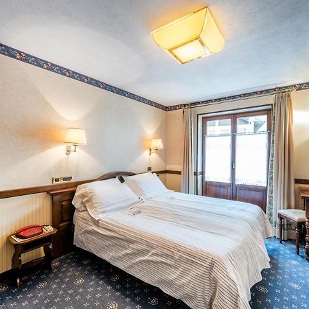 Hotel Petit Prince Антагнод Екстериор снимка