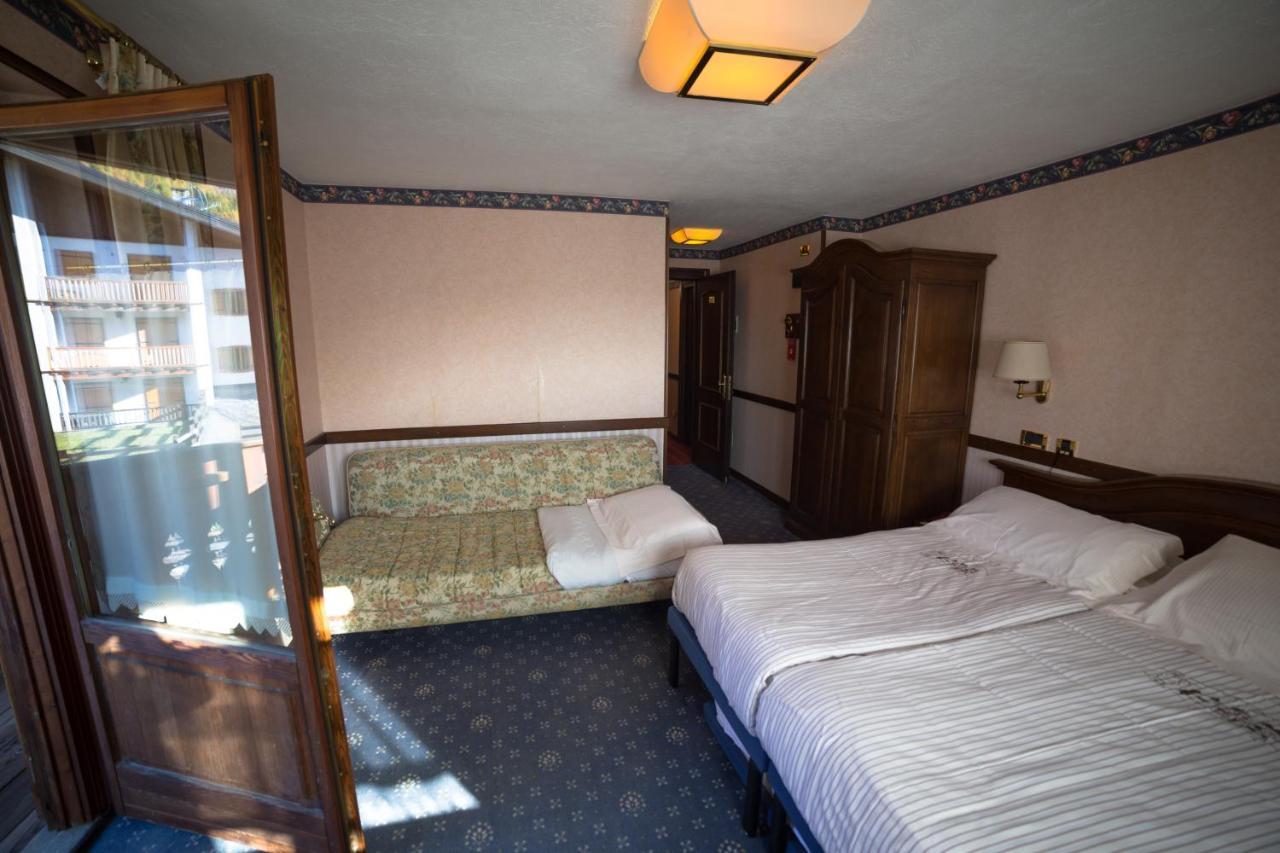 Hotel Petit Prince Антагнод Екстериор снимка
