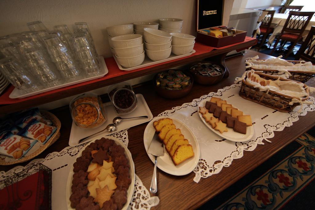 Hotel Petit Prince Антагнод Екстериор снимка