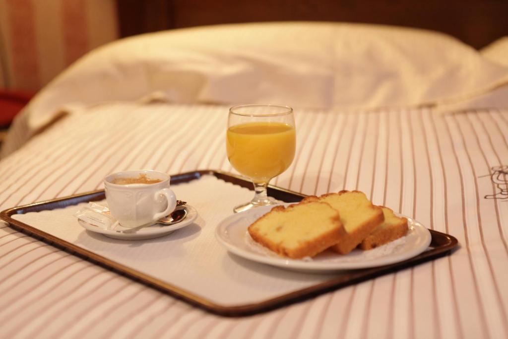 Hotel Petit Prince Антагнод Стая снимка