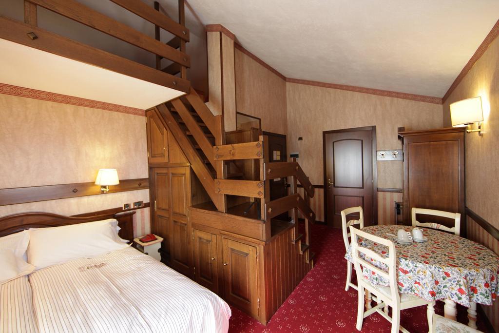 Hotel Petit Prince Антагнод Стая снимка