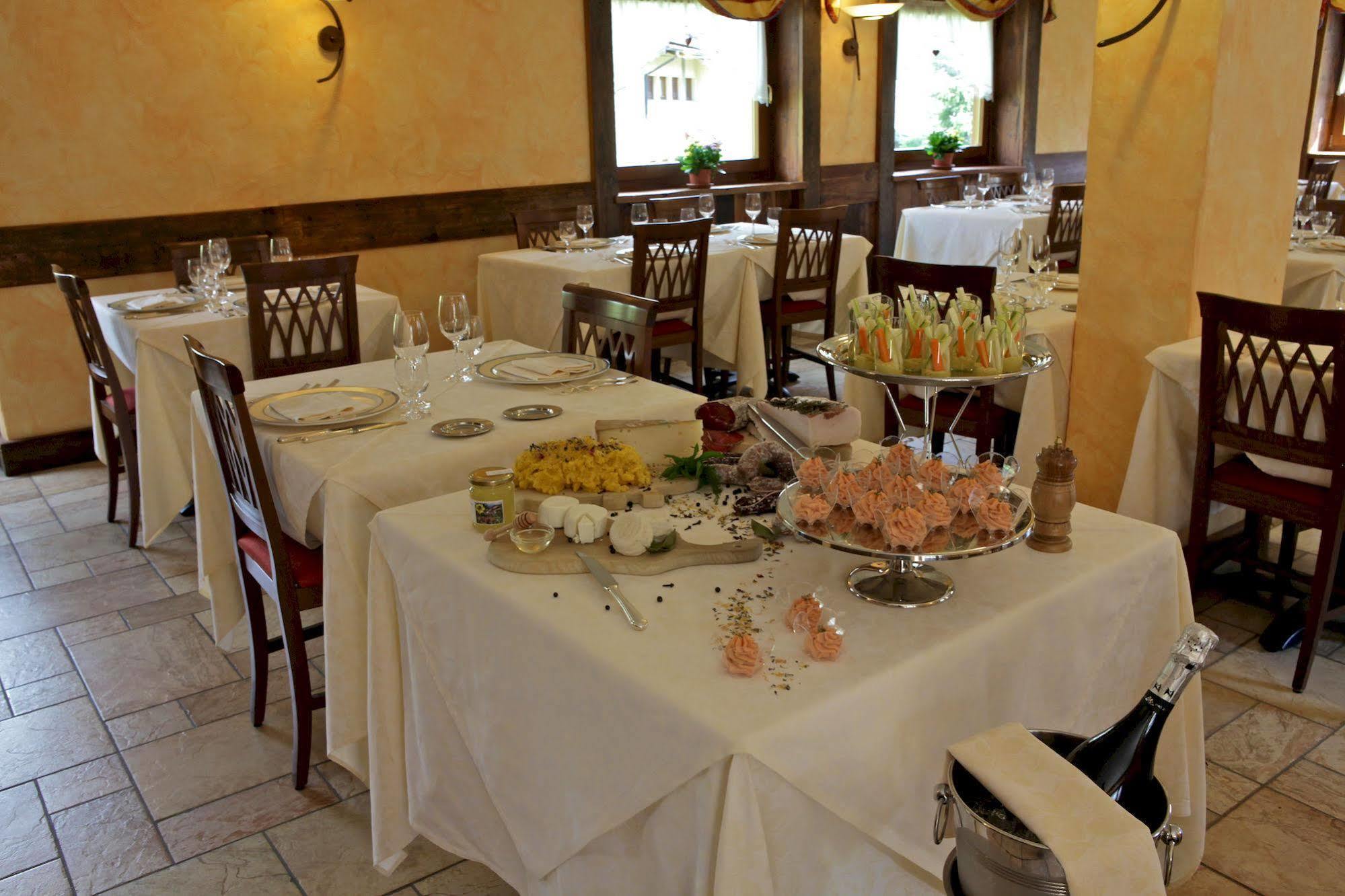 Hotel Petit Prince Антагнод Екстериор снимка