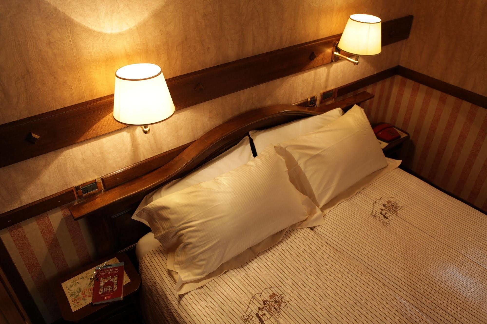 Hotel Petit Prince Антагнод Екстериор снимка
